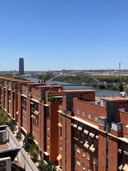 Tu Oasis De Lujo Junto Al Guadalquivir Lägenhet Sevilla Exteriör bild