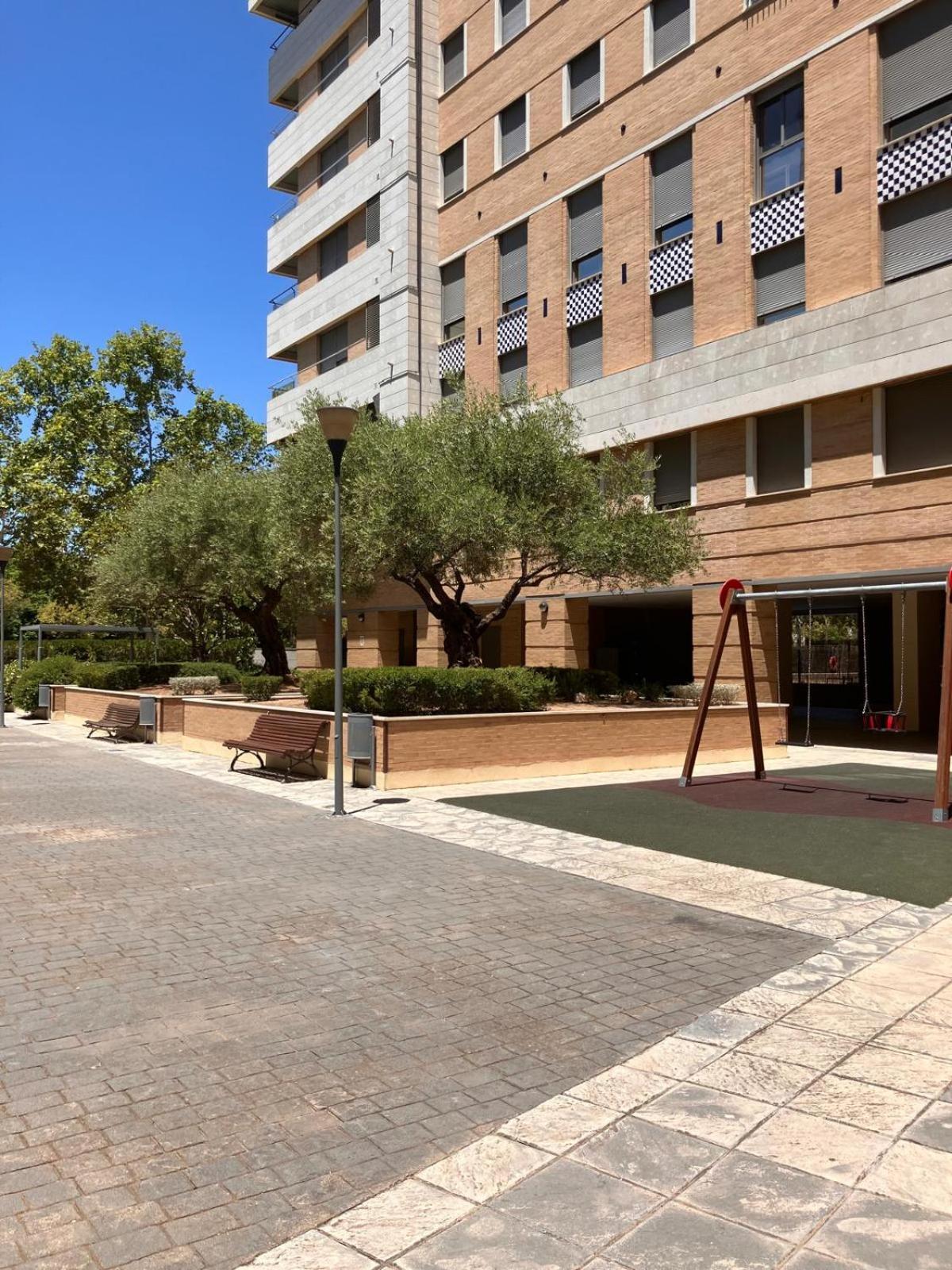 Tu Oasis De Lujo Junto Al Guadalquivir Lägenhet Sevilla Exteriör bild